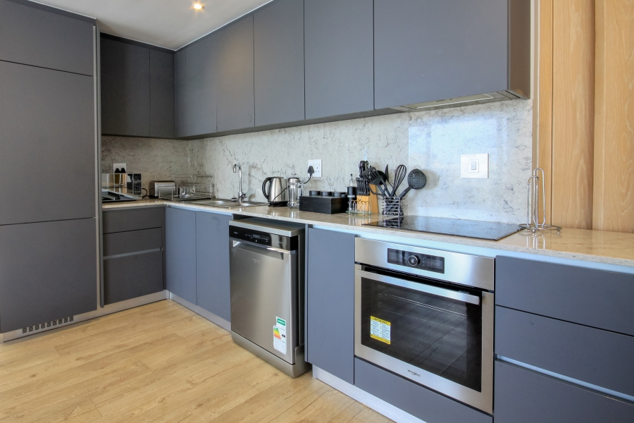 To Let 2 Bedroom Property for Rent in Sea Point Western Cape